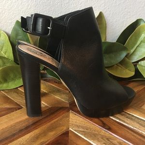 Vince Camuto Sling Back Peep Toe Heels